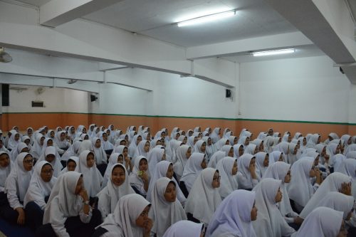 Pengarahan Ujian Madrasah Dan Penjurusan Bagi Santri Putri Kelas 3 TMI