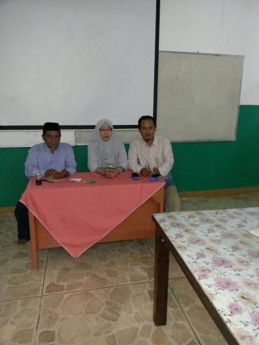 Ta'hil Mudarrisin Bagi Guru Sejarah Umum Di Pesantren Darunnajah Jakarta