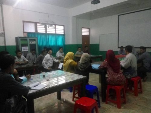 Ta'hil Mudarrisin Bagi Guru Sejarah Umum Di Pesantren Darunnajah Jakarta