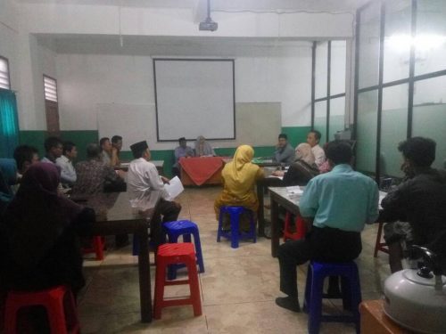 Ta'hil Mudarrisin Bagi Guru Sejarah Umum Di Pesantren Darunnajah Jakarta