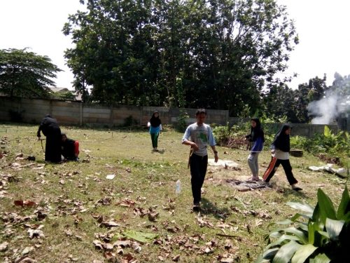 Persiapan Perkemahan Pramuka Pondok Pesantren Putri Al - Hasanah Darunnajah 9 Pamulang