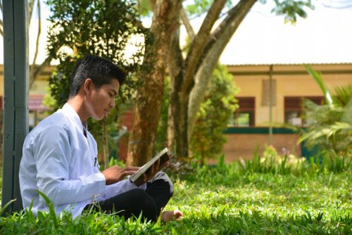 CARA MENJADIKAN HOBI SEBAGAI SUMBER KENERHASILAN HIDUP