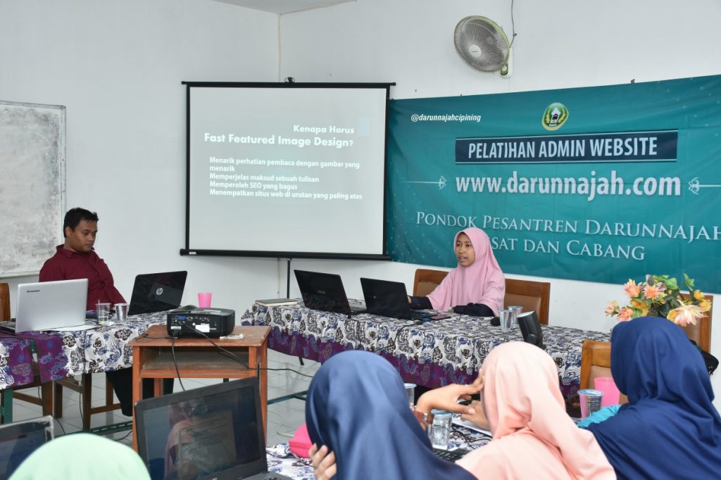 Kopdar Admin Website Darunnajah Pusat dan Cabang Pelatihan Admin Website