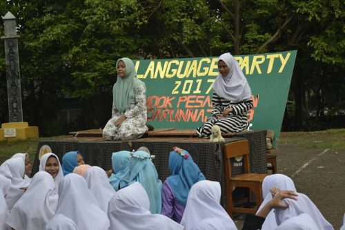 Kegiatan Berbahasa