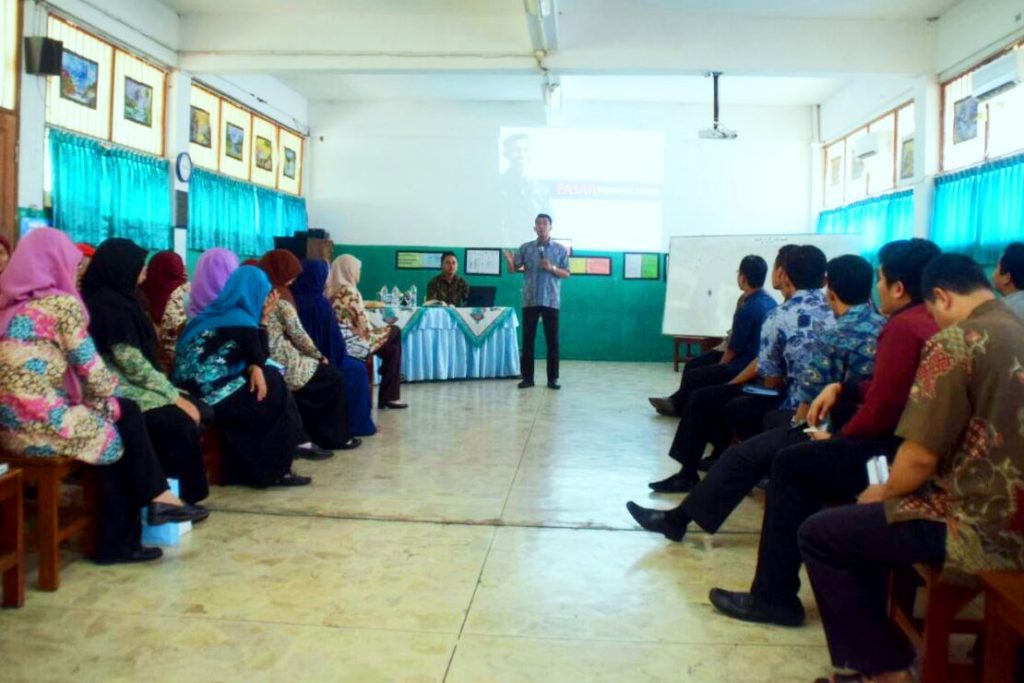 Mental Coaching Caracter untuk guru SD Islam Darunnajah