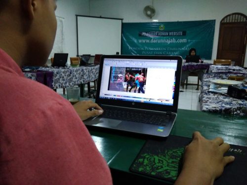 CARA MENJADIKAN HOBI SEBAGAI SUMBER KENERHASILAN HIDUP
