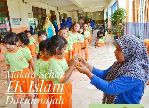 Program Makan Sehat Di PG/TK Islam Darunnajah Dilaksanakan Setiap Bulan