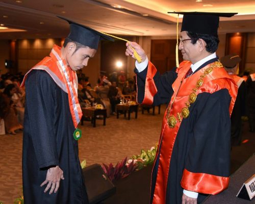 Wisuda Pascasarjana Institut Perguruan Tinggi Ilmu Al-Quran Jakarta (PTIQ)