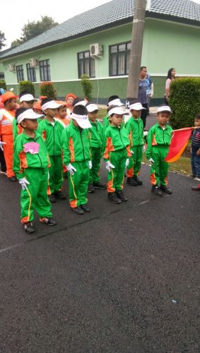 Lomba gerak jalan TK Islam Darunnajah 1 Hardiknas 2018