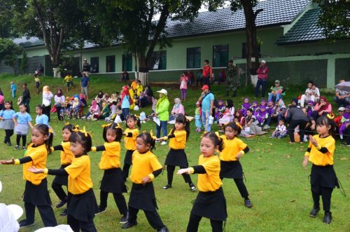 Penampilan Lomba Senam TK Islam Darunnajah dalam acara Peringatan HARDIKNAS 2018