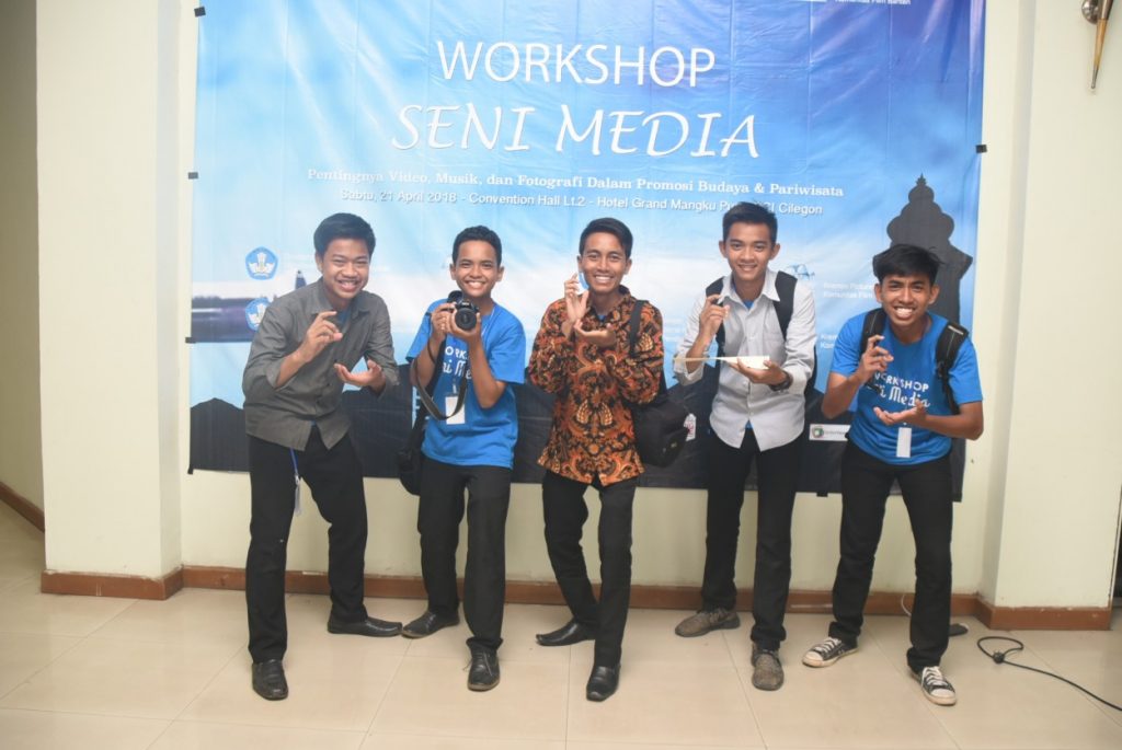 Workshop Seni Media Bersama Kremov Pictures