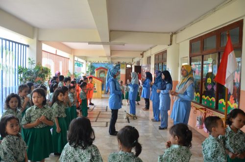 Upacara Bendera Hari Pendidikan Nasional di TK Islam Darunnajah