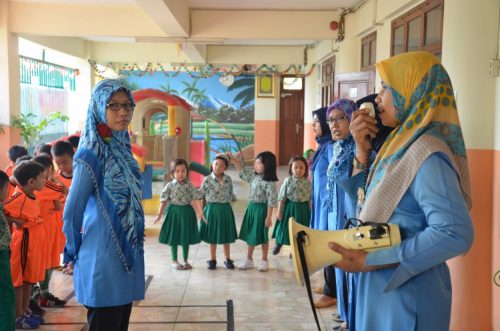 Upacara Bendera Hari Pendidikan Nasional 2 Mei 2018 di TK Islam Darunnajah