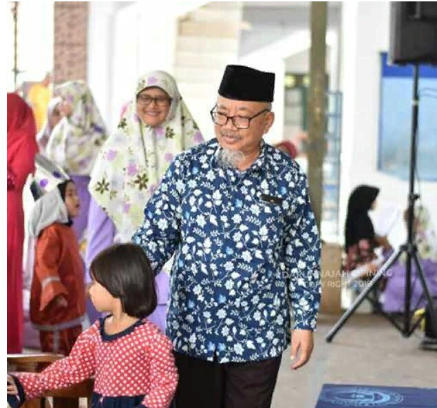 K.H Jamhari Abdul Jalal, Lc menghadiri acara wisuda PAUD-RA Darunnajah 2 Cipining