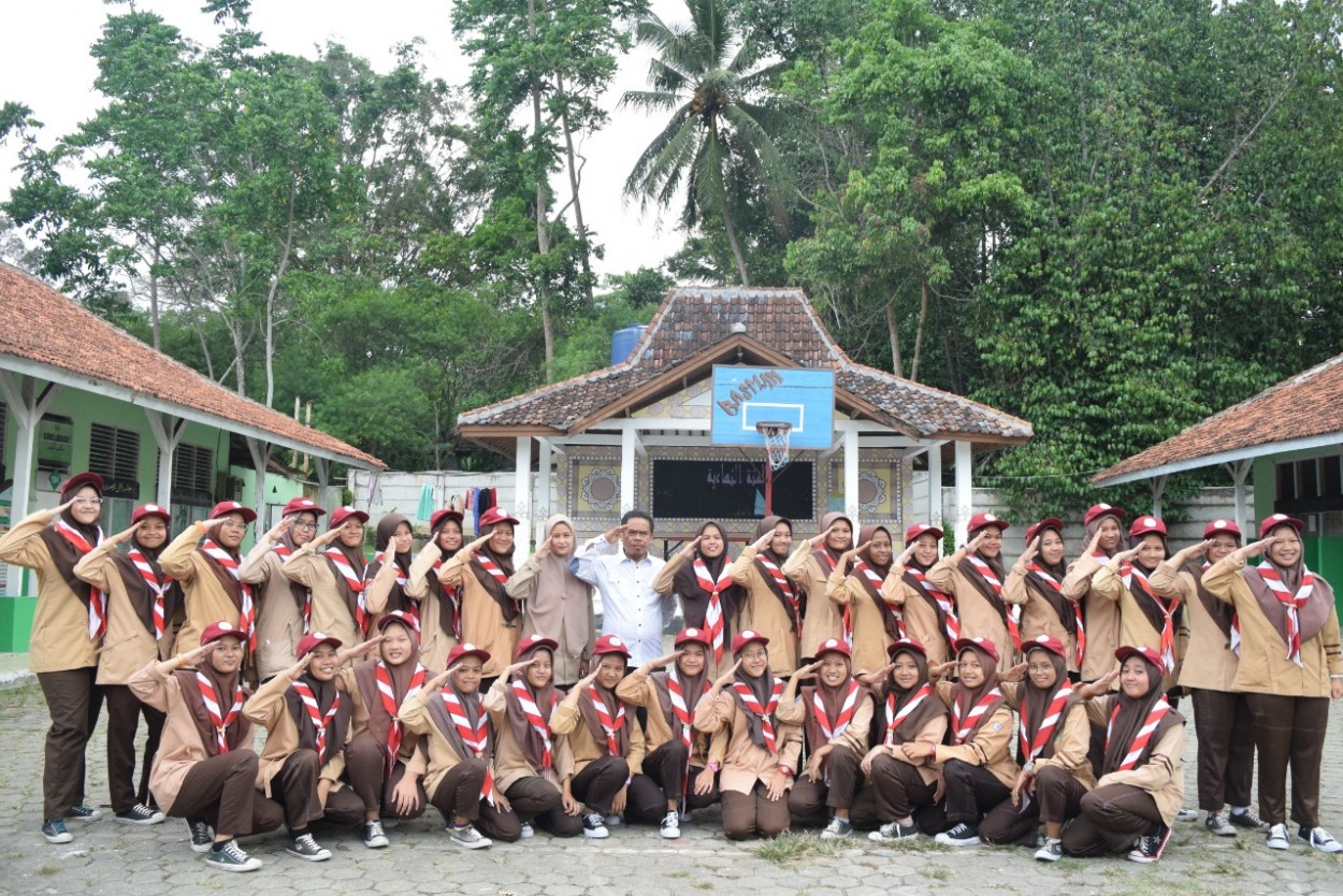 Peserta Kursus Mahir Dasar (KMD)