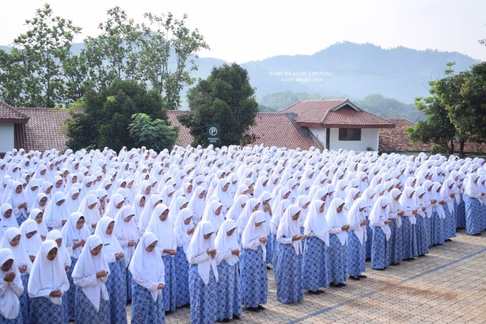 Ada yang berbeda di dapur pesantren Darunnajah 2 Cipining saat Ujian 