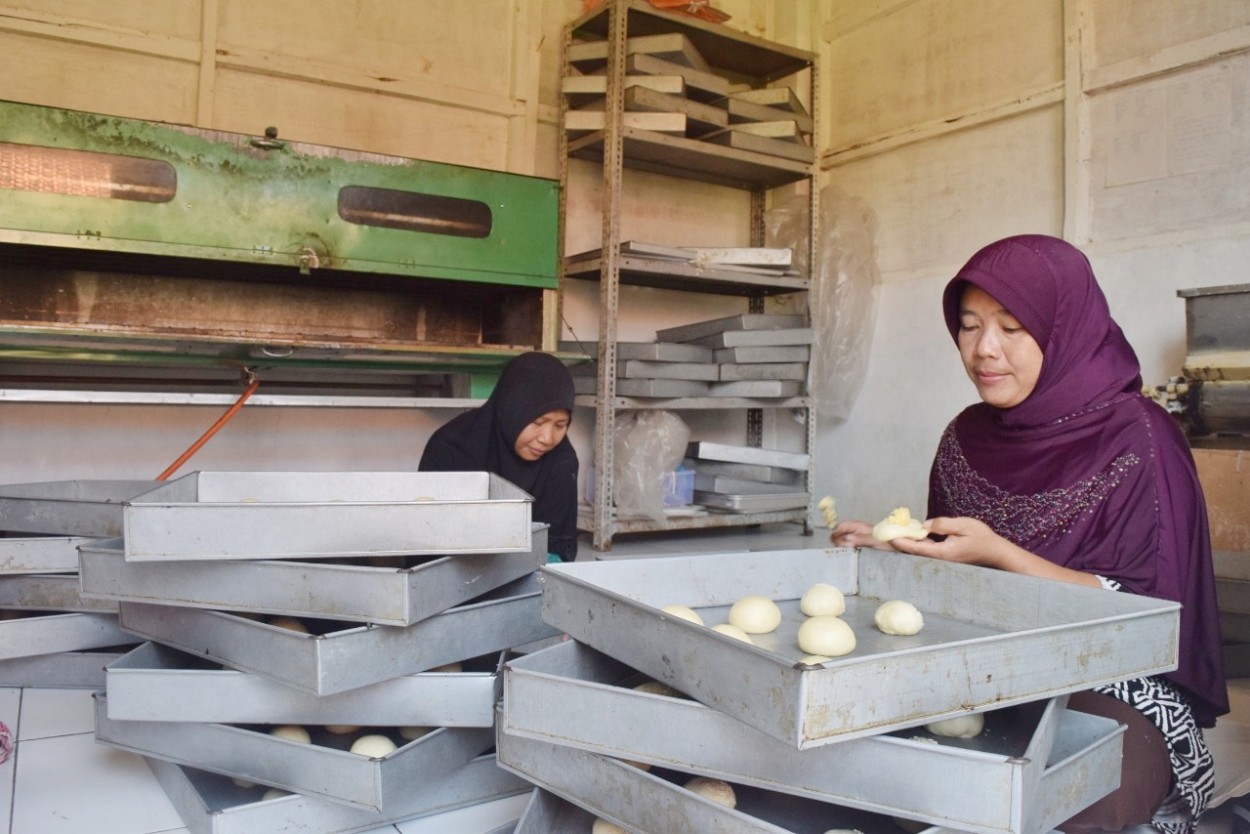 Proses Pembulatan Roti