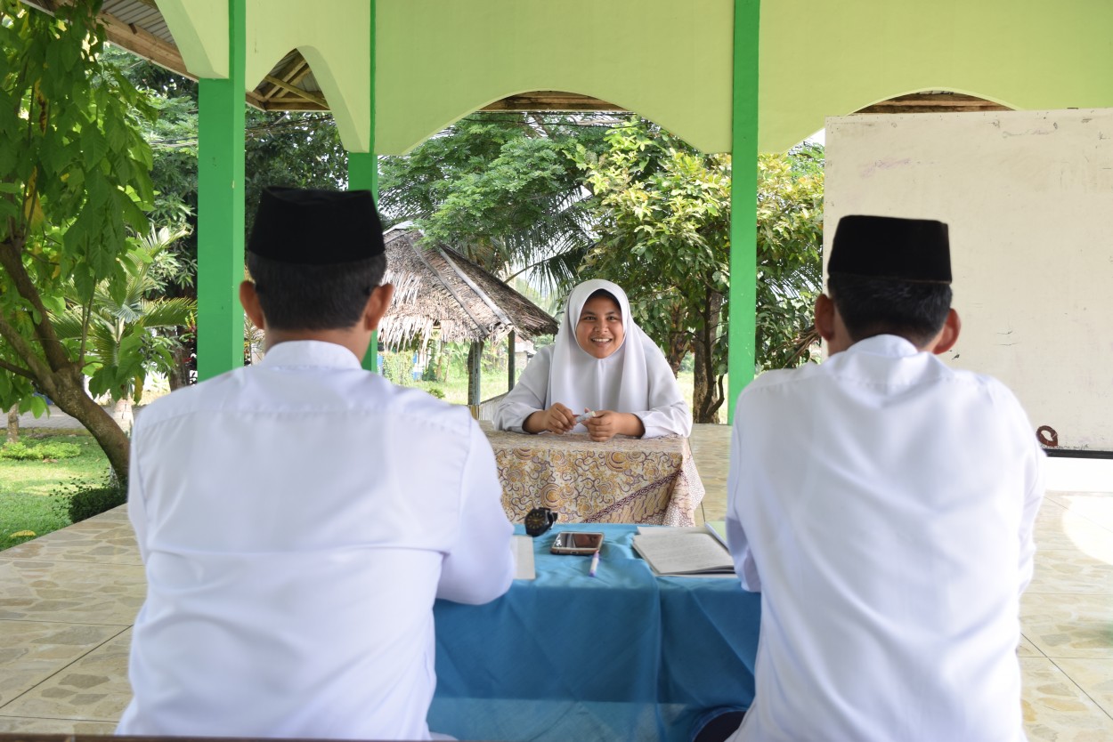 Suasana Ujian Lisan Di Pesantren