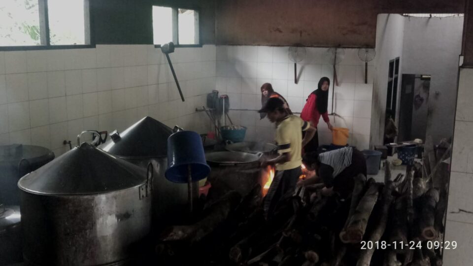 Ada yang berbeda di dapur pesantren Darunnajah 2 Cipining saat Ujian 