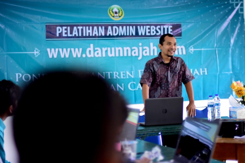 Pentingnya Pelatihan Jurnalistik Di Dunia Pesantren