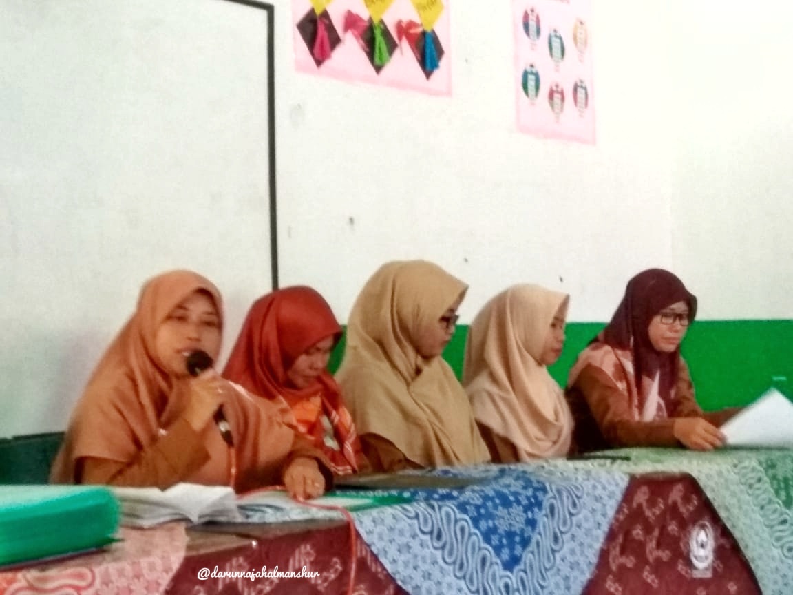 Sambutan Kepala Sekolah MI Al-Manshur