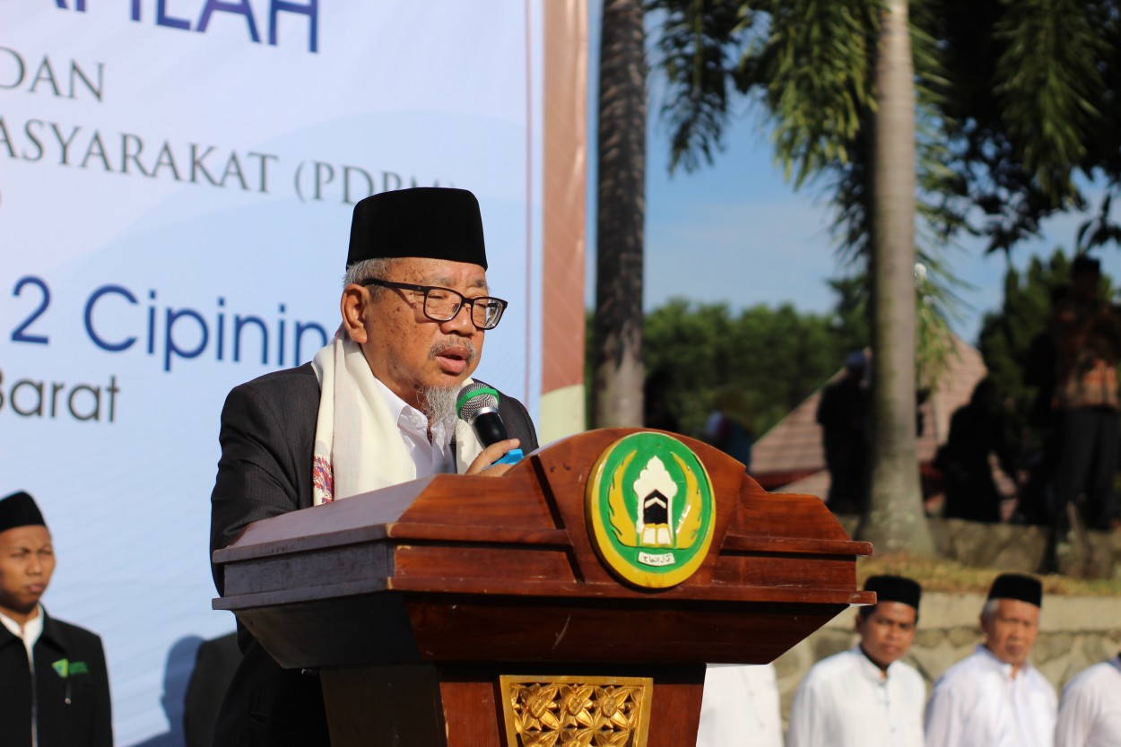 Sambutan Pimpinan Pesantren Darunnajah Cipining, KH. Jamhari Abdul Jalal, Lc