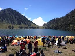 Ranu kumbolo bisa kita jumpai jika kita sedang melakukan pendakian di gunung semeru.