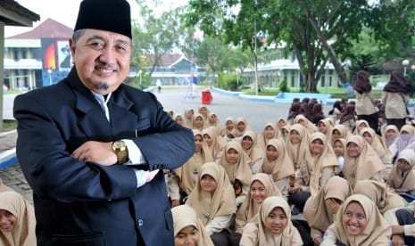 kh-abdullah-syukri-zarkasyi-_120411092316-669
