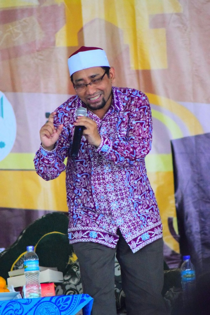 Kang Abik Memotivasi Para Santri Darunnajah Cipining