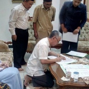 Ikrar Wakaf Darunnajah 2 Cipining