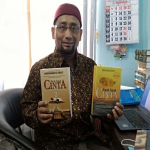 Bedah Buku Ayat-Ayat Cinta 2 BAreng AKng Abik