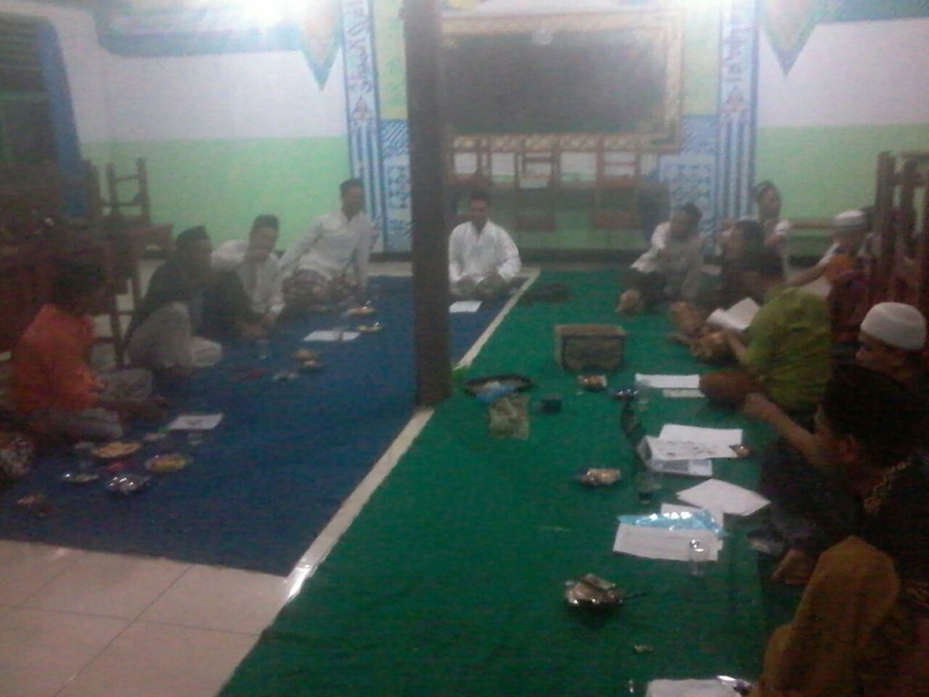 Rapat Dewan Guru Pondok pesantren An-nahl dengan Komite Desa