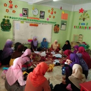 Rapat gugus Melati guru-guru TK Darunnajah Pusat (Jakarta) dan Darunnajah 10