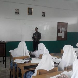 Guru Sri Utama International School magang di Pesantren Darunnajah Jakarta