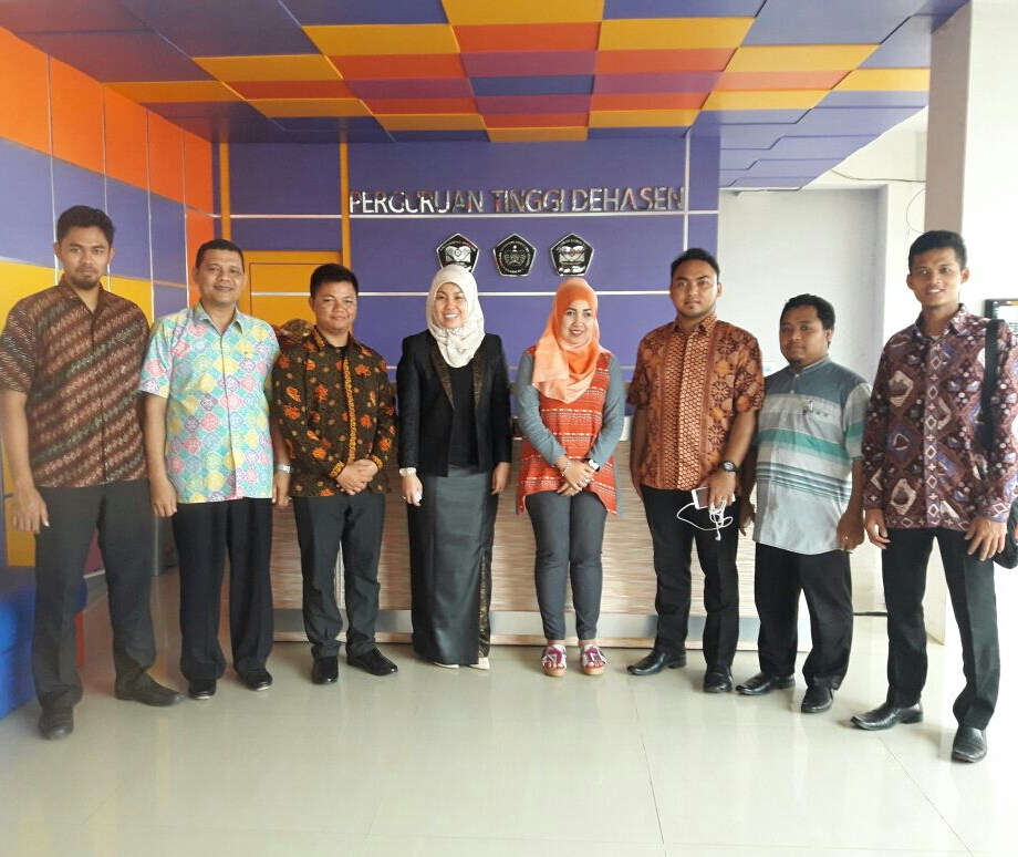 Silaturrahim dengan alumni Darunnajah di kota Bengkulu bersama Kepala kantor Wilayah Kemenag Prov Bengkulu.