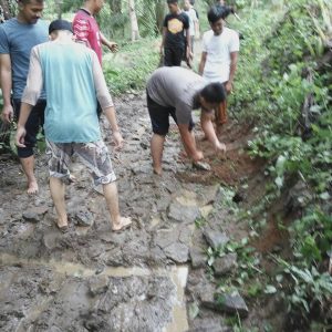 Kegiatan Praktik Pengabdian Masyarakat Hari Kedua Di Kecamatan Teramang Dan Penarik Mukomuko Bengkulu