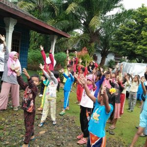 Kegiatan Praktik Pengabdian Masyarakat Hari Kedua Di Kecamatan Teramang Dan Penarik Mukomuko Bengkulu