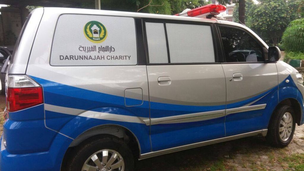 Ambulance Gratis Darunnajah Charity