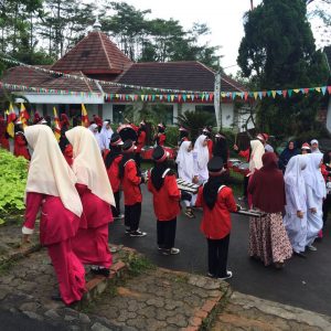 Pembukaan Darunnajah Language Competition