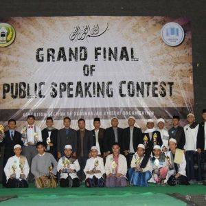 Para Pemenang Grand Final Of Darunnajah Speaking Contest