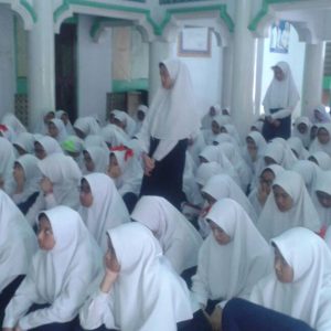 Pengarahan Kedisiplinan Bagi Santri Kelas 2 TMI Darunnajah Jakarta