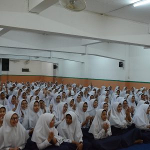 Pengarahan Ujian Madrasah Dan Penjurusan Bagi Santri Putri Kelas 3 TMI