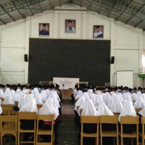 Pengarahan Fathul Qutub Bagi Santri Kelas 5 TMI Darunnajah Jakarta