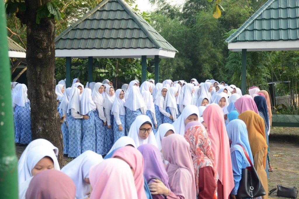 Upacara Perdana Tahun Ajaran 2017/2018 Pesantren Darunnajah Jakarta