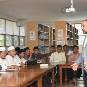 Dauroh Hadits Untuk Guru Hadits Pesantren Darunnajah Jakarta Dan Cabang