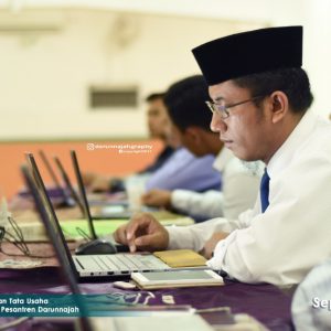 Orientasi Pengelolaan Tata Usaha Lingkungan Pondok Pesantren Darunnajah