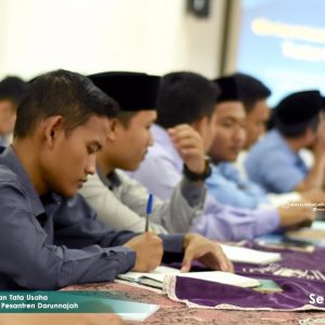 Orientasi Pengelolaan Tata Usaha Lingkungan Pondok Pesantren Darunnajah