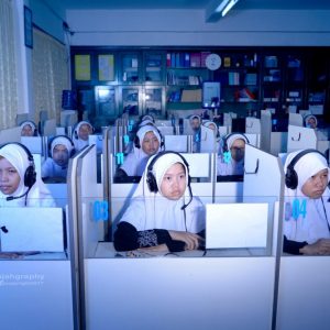 Laboratorium Menjadi Tempat Favorit Dalam Belajar Santri Darunnajah Jakarta