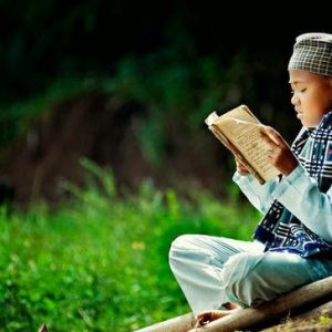 5 tips agar bisa konsisten dalam membaca Al-Qur'an