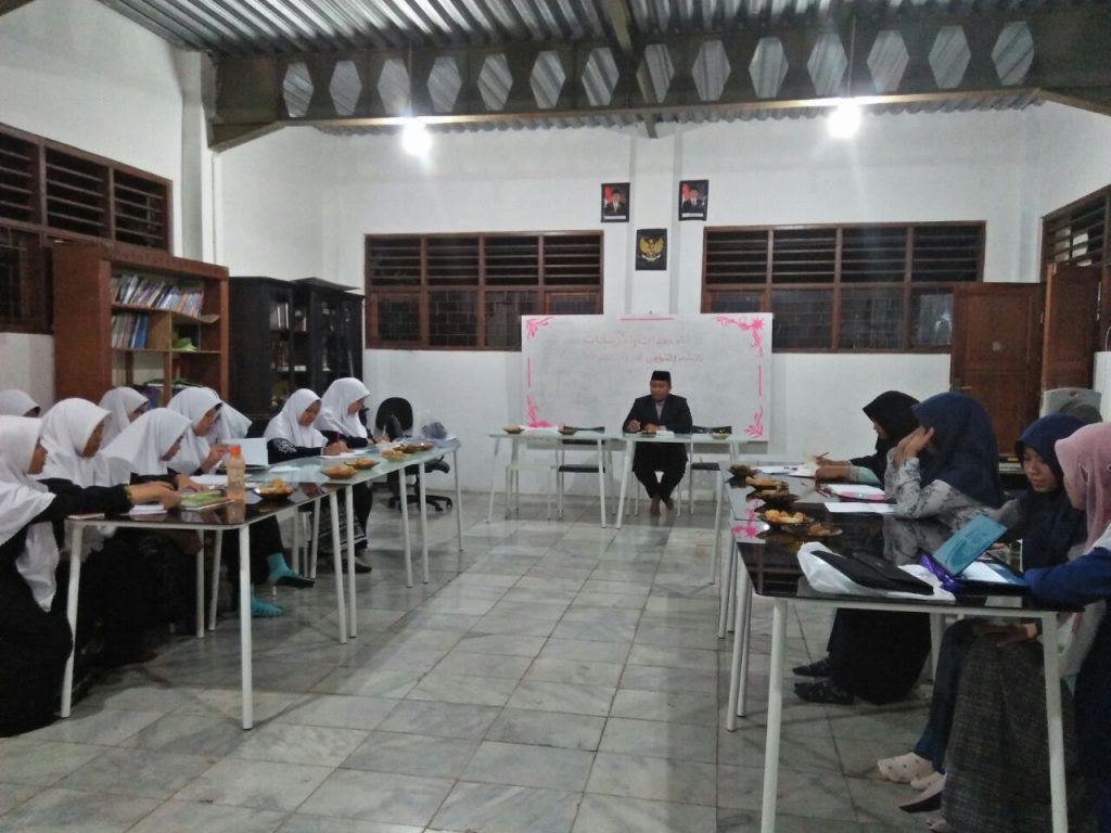 Pengarahan Penguji Lisan Pelajaran Sore Santri Darunnajah 9 Pamulang